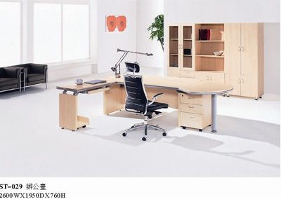 品質(zhì)與價(jià)值并重 寧波康泰辦公家具廠大班桌與主席辦公桌廠價(jià)直銷
